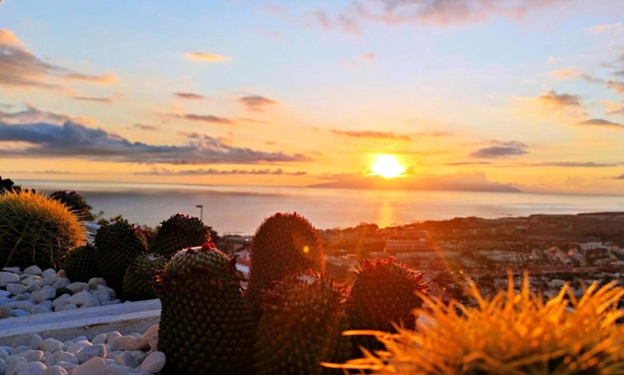 Wonderful View, Huge Terrace Solarium, Private Parking Apartment Costa Adeje  ภายนอก รูปภาพ